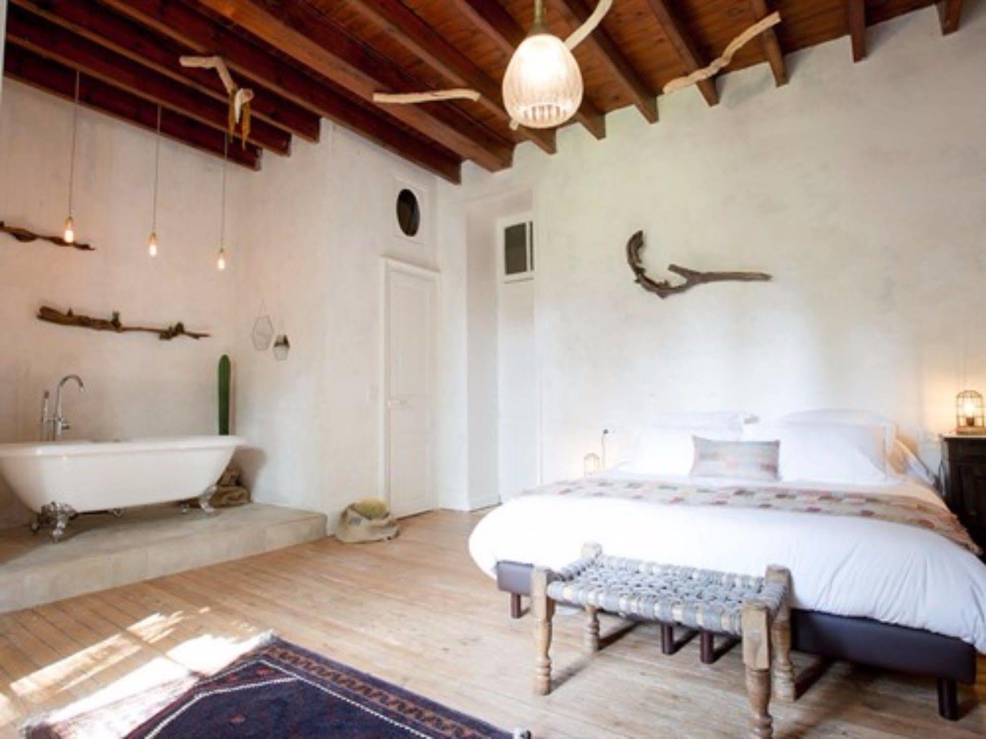 サン・テルブラン La Guilbaudiere Bed & Breakfast エクステリア 写真
